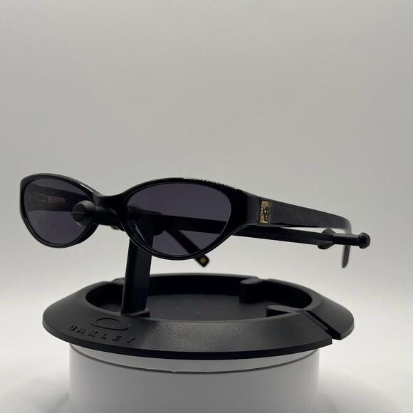 Vintage NOS Y2K Plastic Cat Eye Anne Klein Eyeglasses with New Non-RX Sun Lenses main image 5